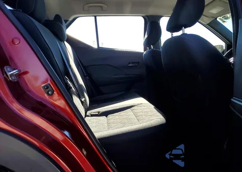 2019 Nissan Kicks S z USA, uszkodzony, nr VIN 3N1CP5CU2KL568361